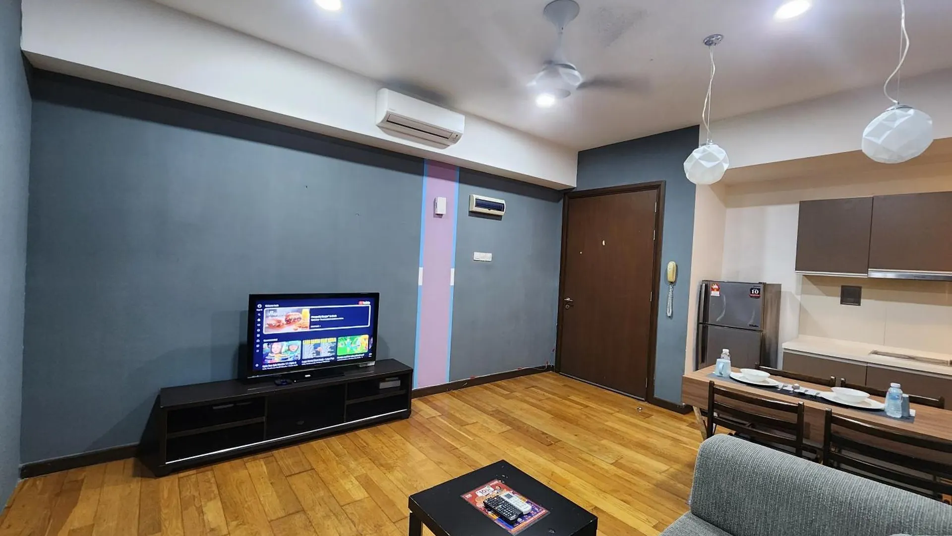 Lejlighed Regalia Comfort Suites Klcc Skypool Kuala Lumpur
