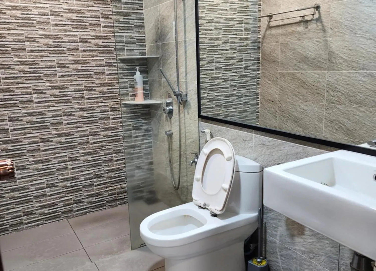 Regalia Comfort Suites Klcc Skypool Kuala Lumpur Malesia