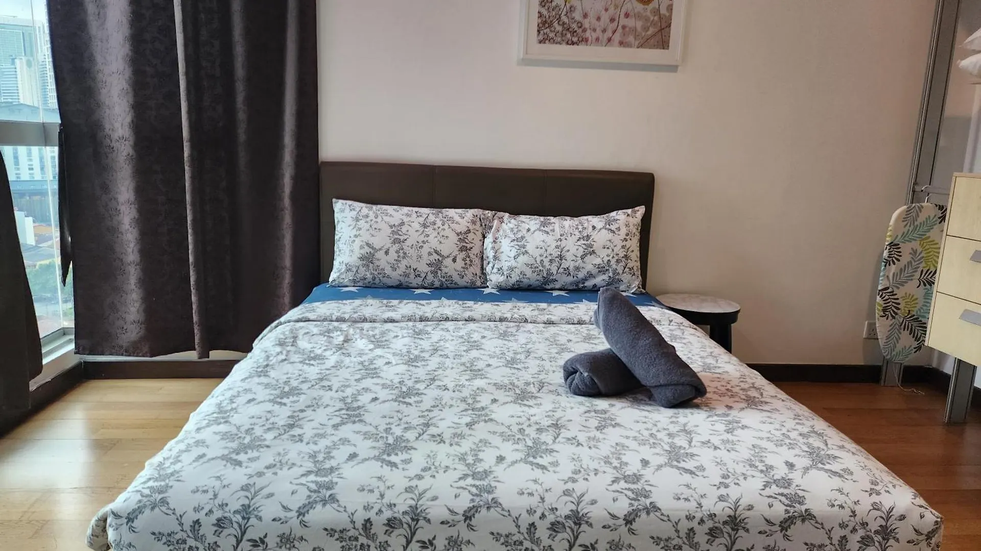 Regalia Comfort Suites Klcc Skypool Kuala Lumpur Appartamento