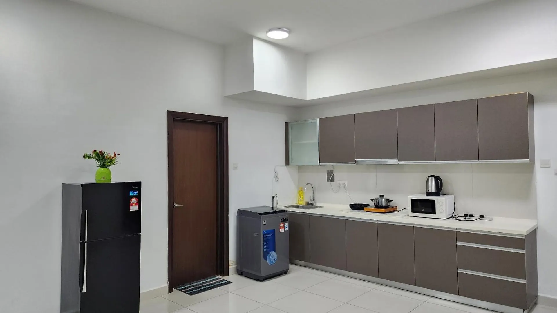 Regalia Comfort Suites Klcc Skypool Kuala Lumpur