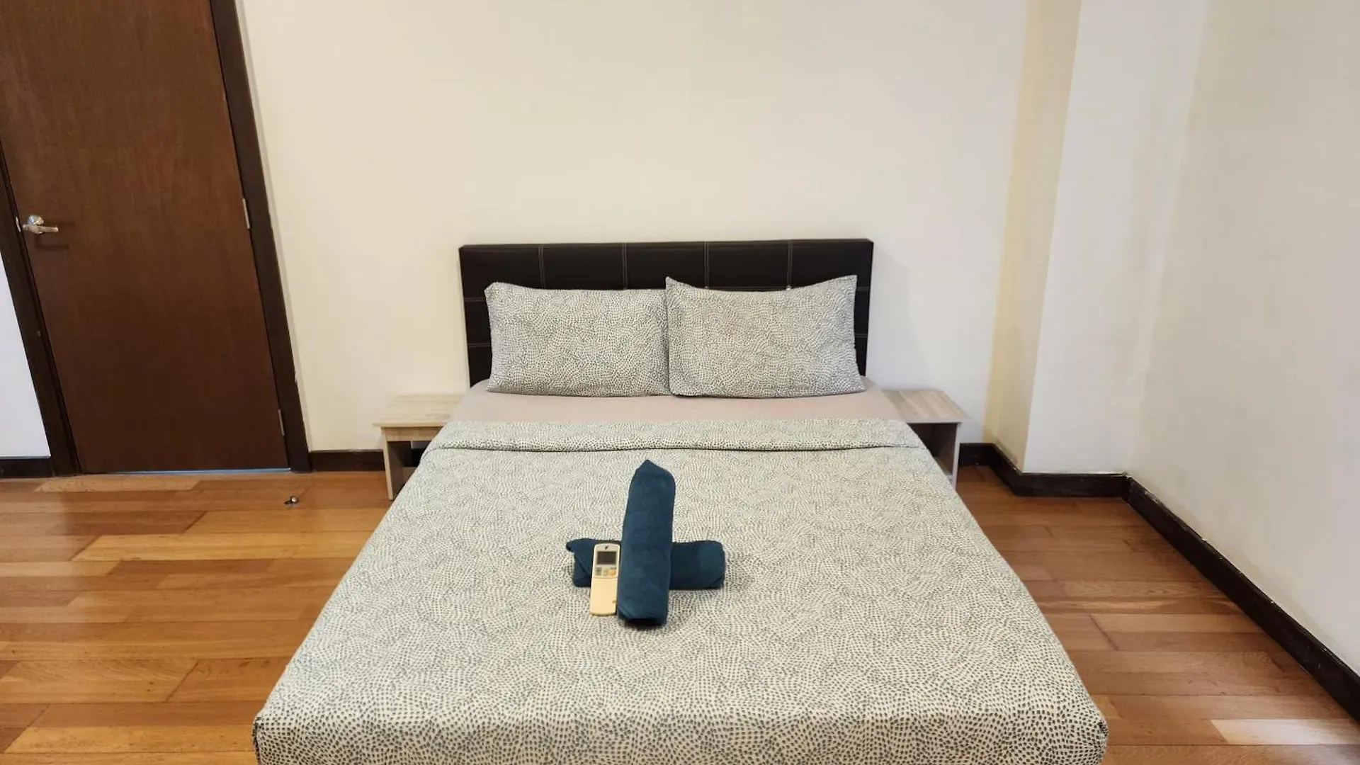 Regalia Comfort Suites Klcc Skypool Kuala Lumpur Apartamento